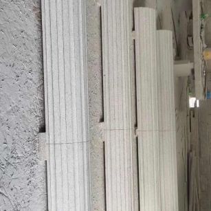 吉林省 花岗岩厂家带你看白麻花岗岩门楼大柱柱皮