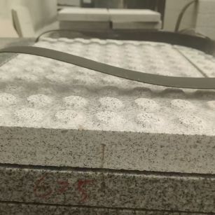 吉林省 芝麻白花岗岩6.0公分荔枝面五轴加工雕刻盲点