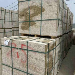 吉林省 黄金麻花岗岩石材荔枝面地铺石2.5*300*600