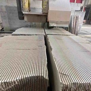 吉林省 车间生产日常，黄金麻白麻花岗岩