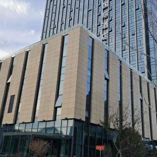 吉林省 黄金麻花岗岩外墙干挂