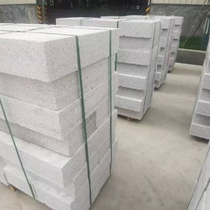 吉林省 白麻花岗岩路沿石，立缘石，平缘石，路牙石，道牙石，马路牙子等