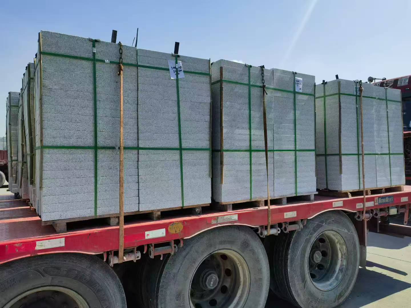 吉林省芝麻白花岗岩出货日常地铺石