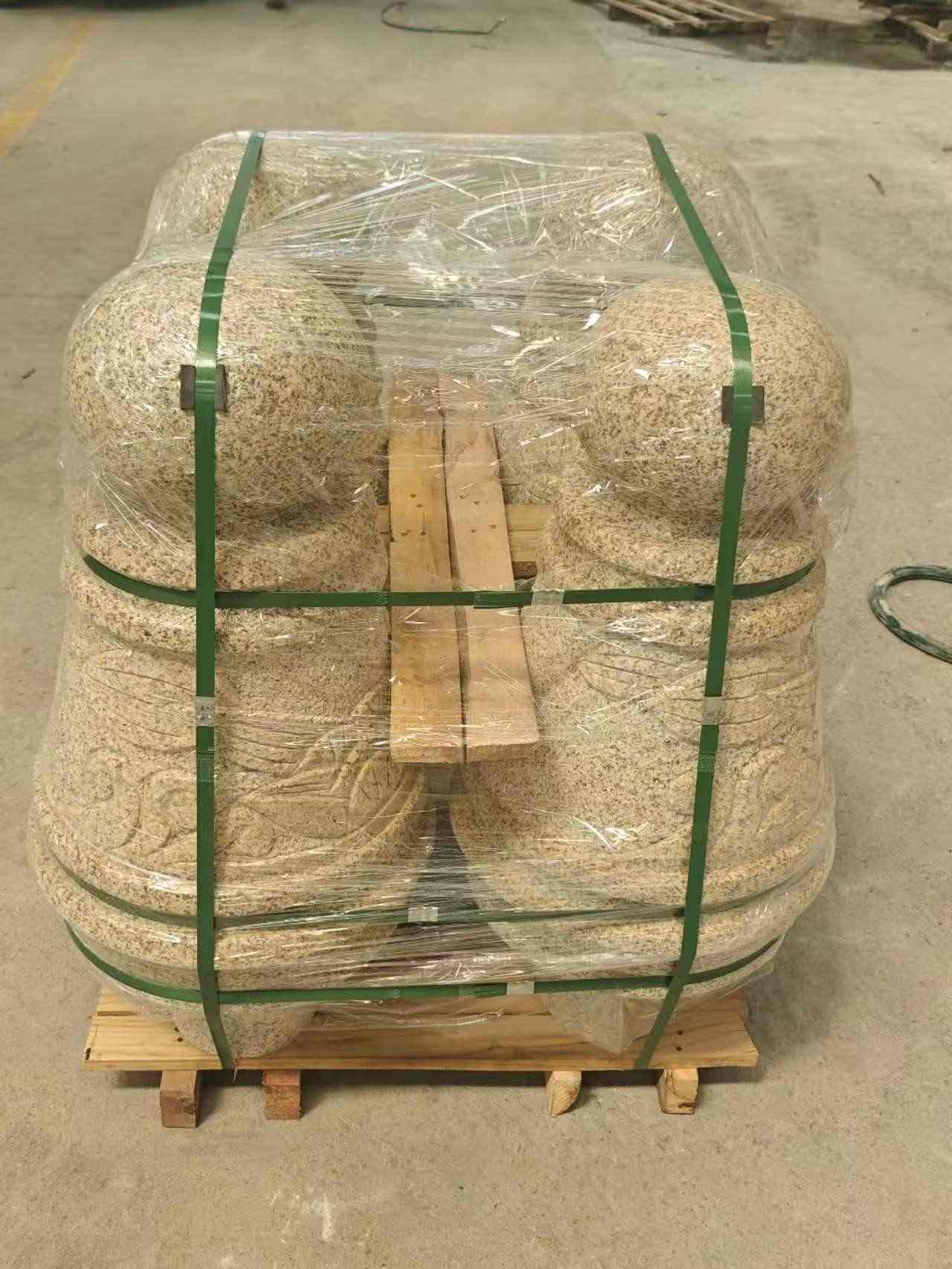 吉林省 黄金麻异形定制雕花——棒棒糖挡车柱