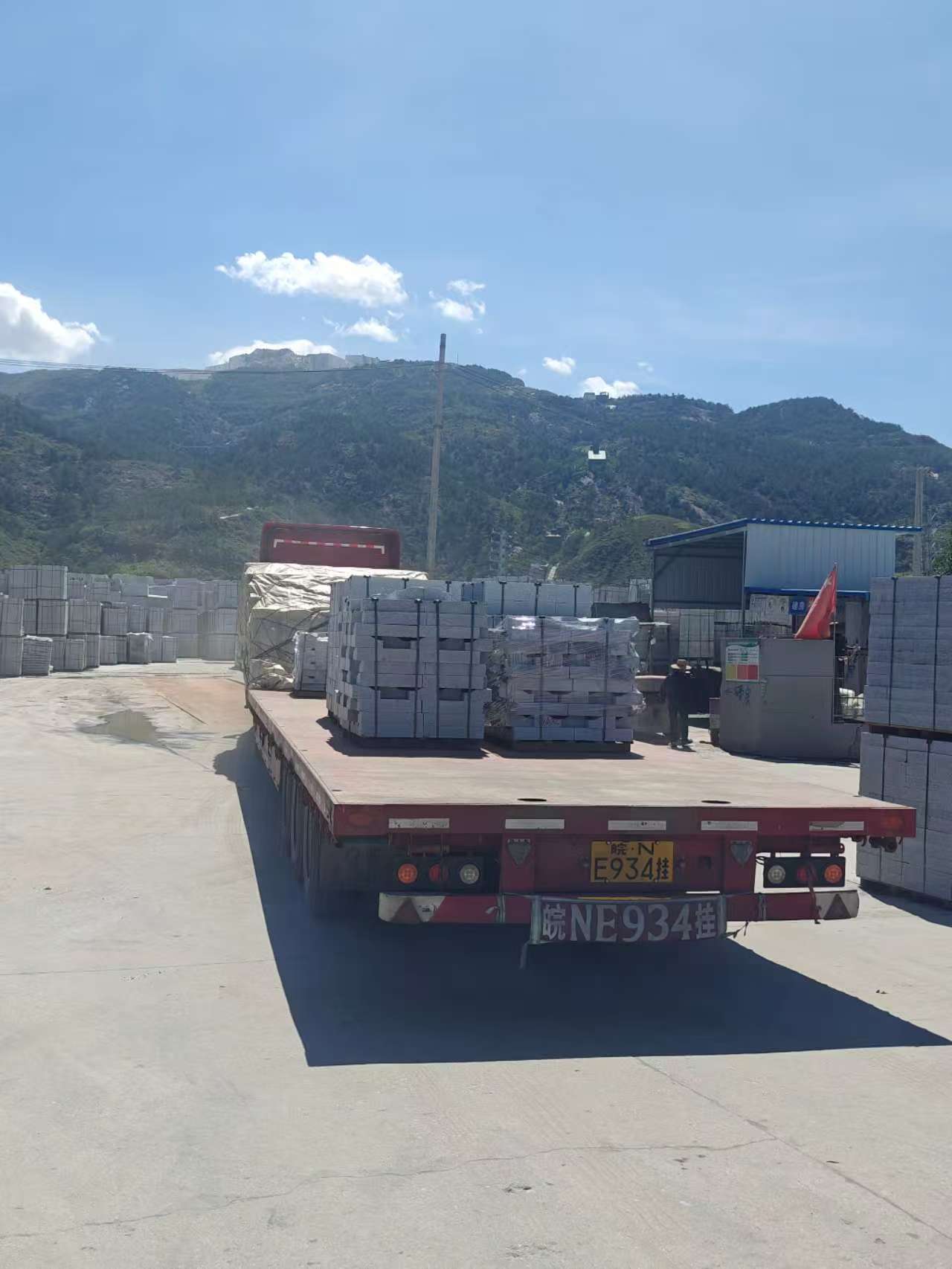 吉林省 芝麻白仿形路沿石，直形路沿石