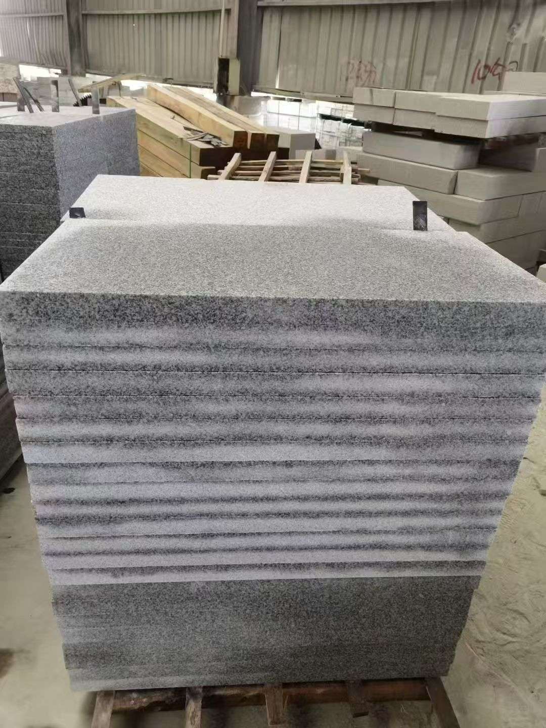 吉林省 芝麻白5公分火烧地铺成品，900*400，规格可定制