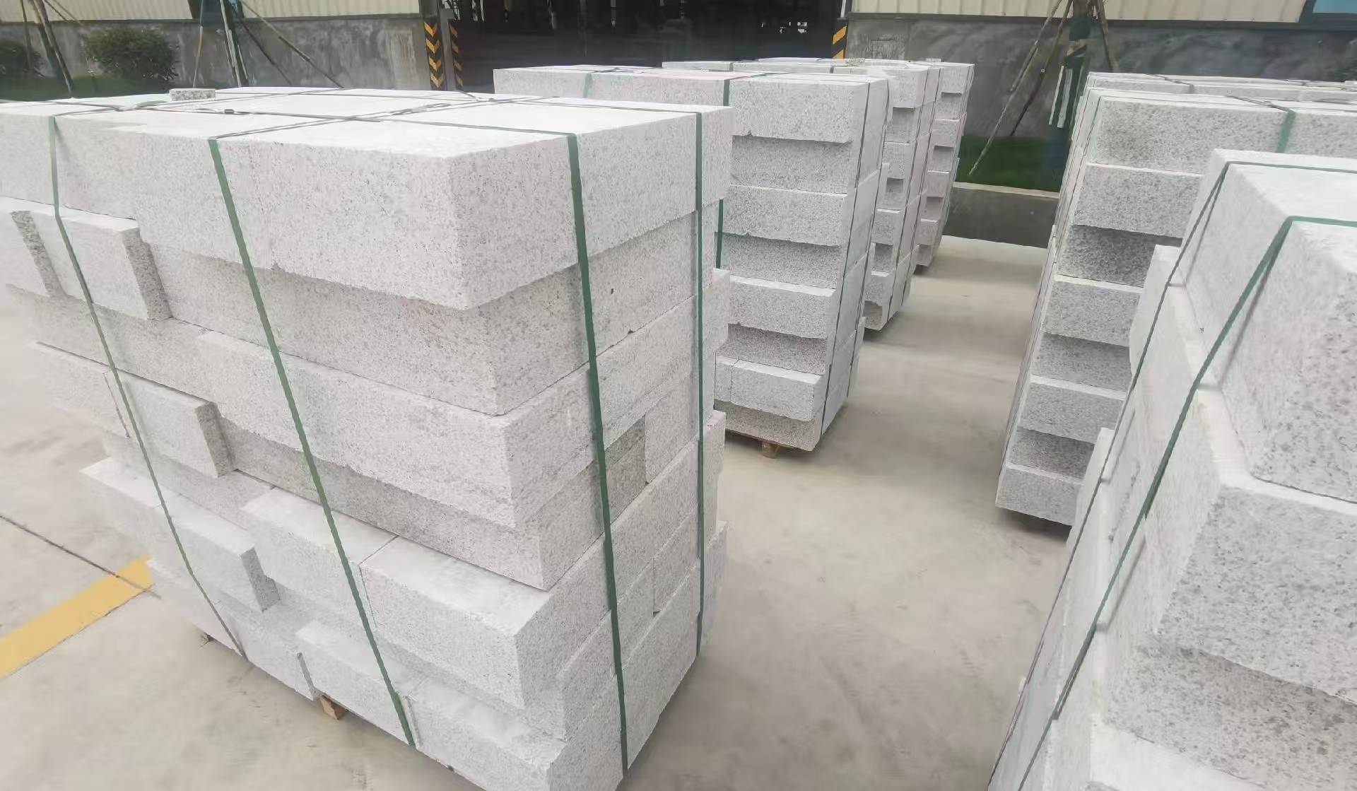 吉林省 白麻花岗岩路沿石，立缘石，平缘石，路牙石，道牙石，马路牙子等