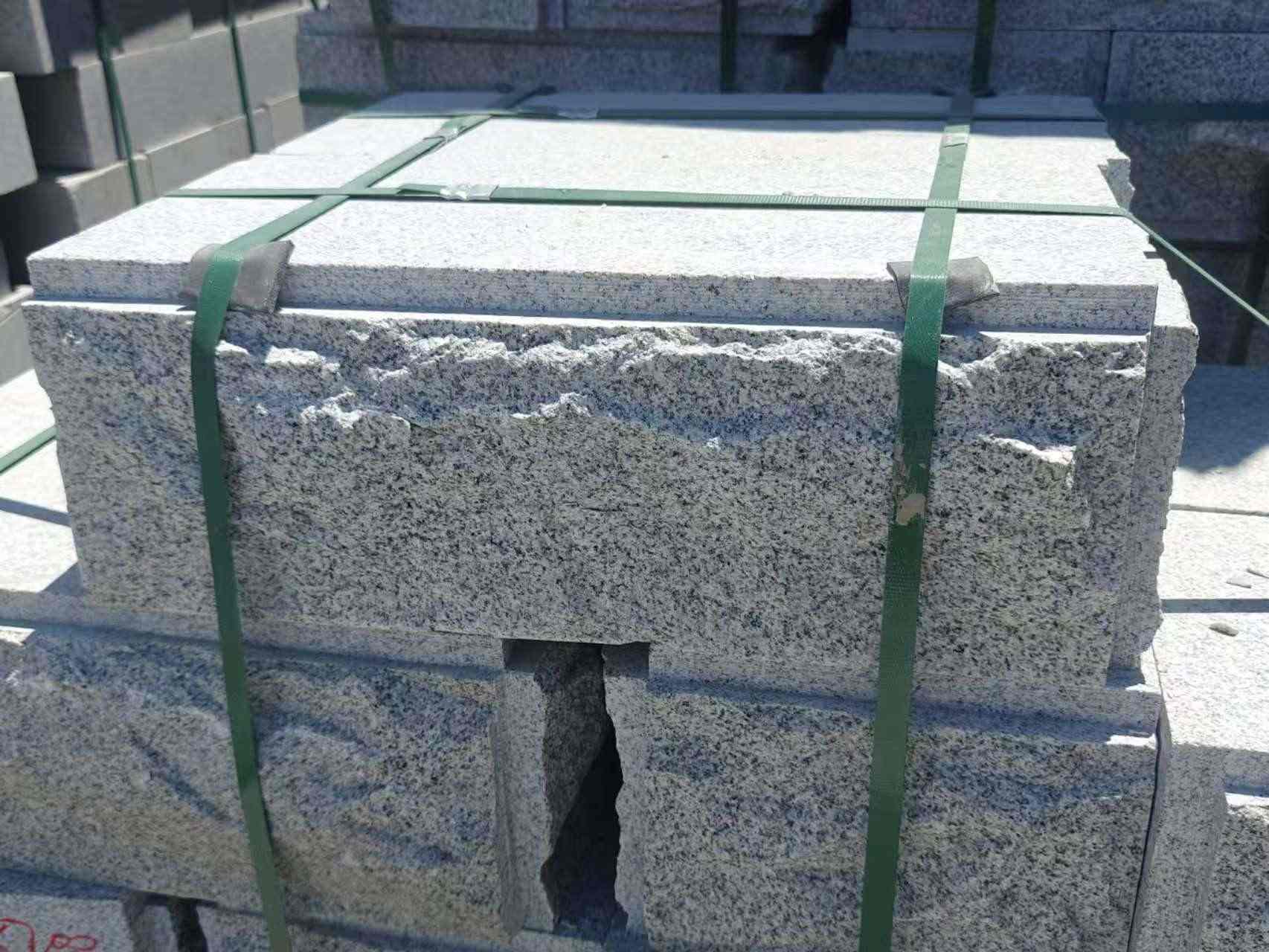 吉林省 芝麻白花岗岩自然面成品