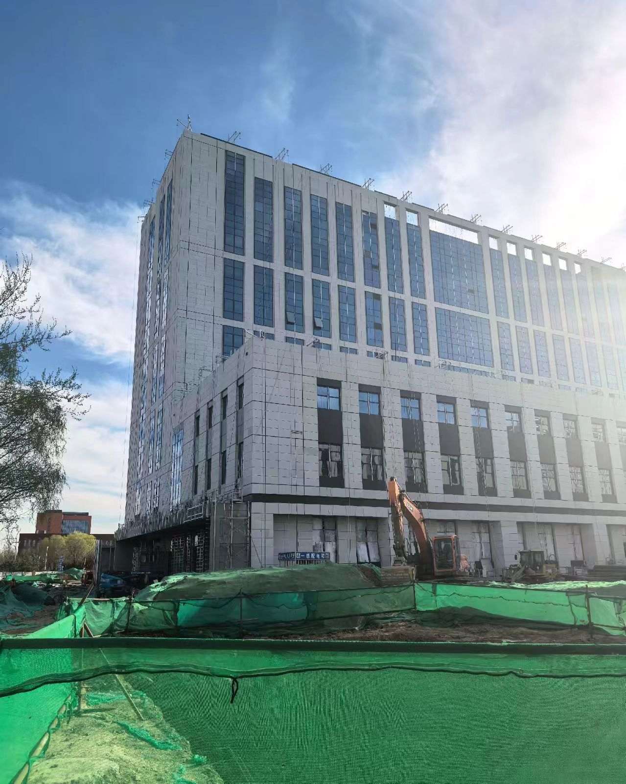 吉林省 白麻花岗岩石材外墙干挂